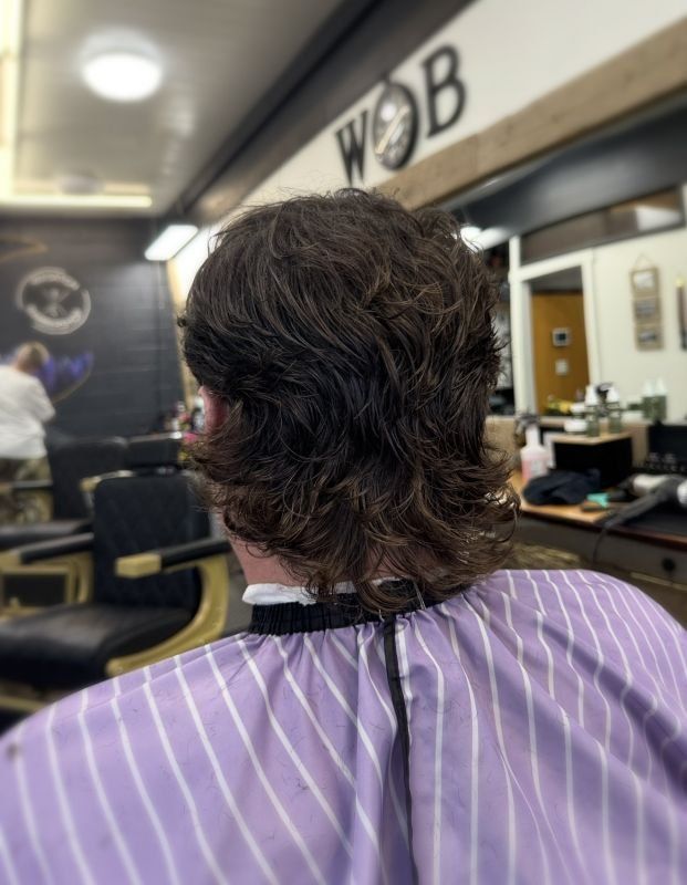 Mullet Cut Comeback:  Modern Ways to Wear It